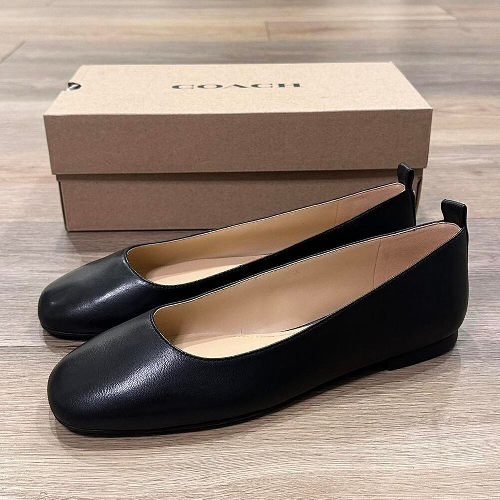 Coach NIB Wendie Black Leather Ballet Flats Slip Ons Women's 85 - Picture 2 of 5